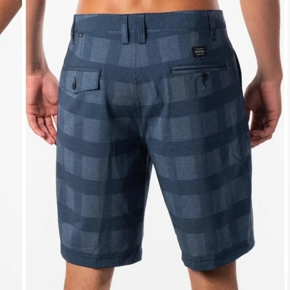 Rip Curl Reclassified 20 Inch Boardwalk Shorts Dark Gray - Picture 3 of 10